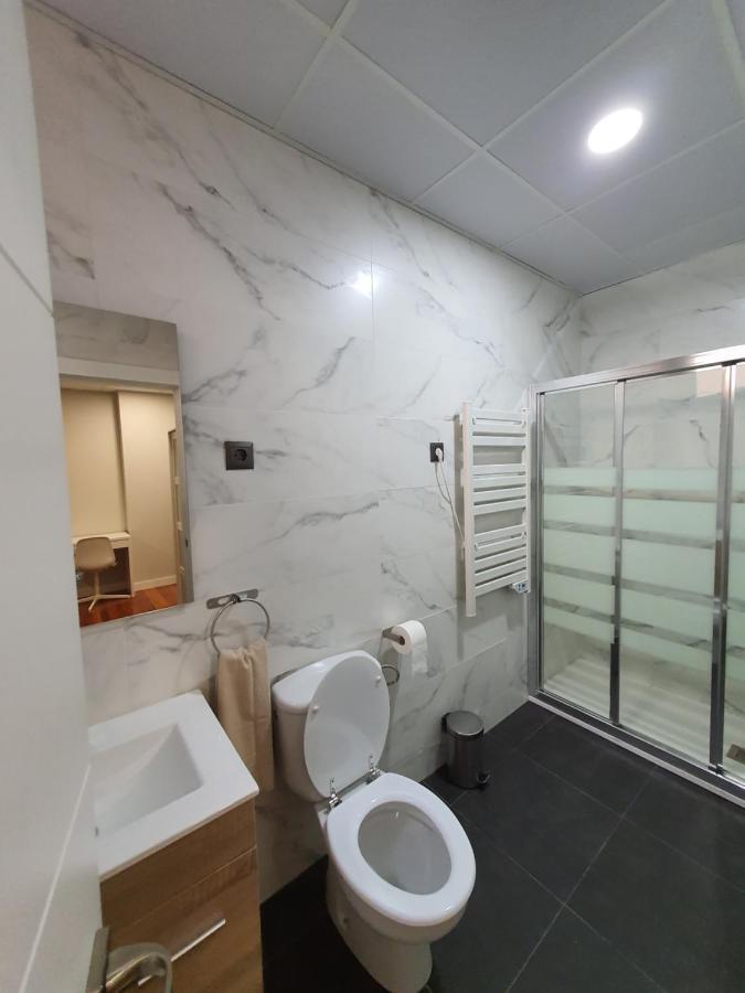 Cv33 Ostatua Hotel Bilbao Kültér fotó
