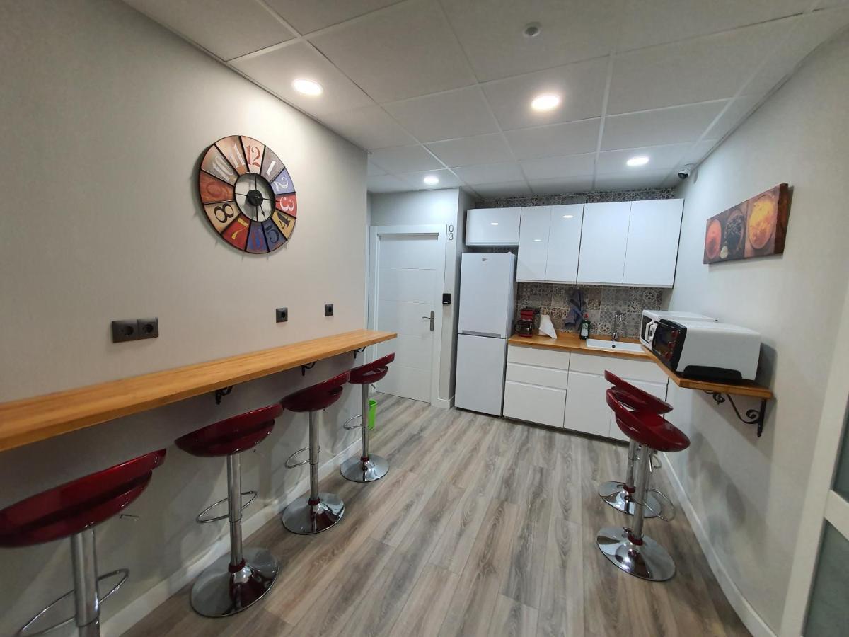 Cv33 Ostatua Hotel Bilbao Kültér fotó