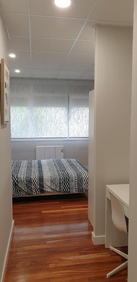 Cv33 Ostatua Hotel Bilbao Kültér fotó