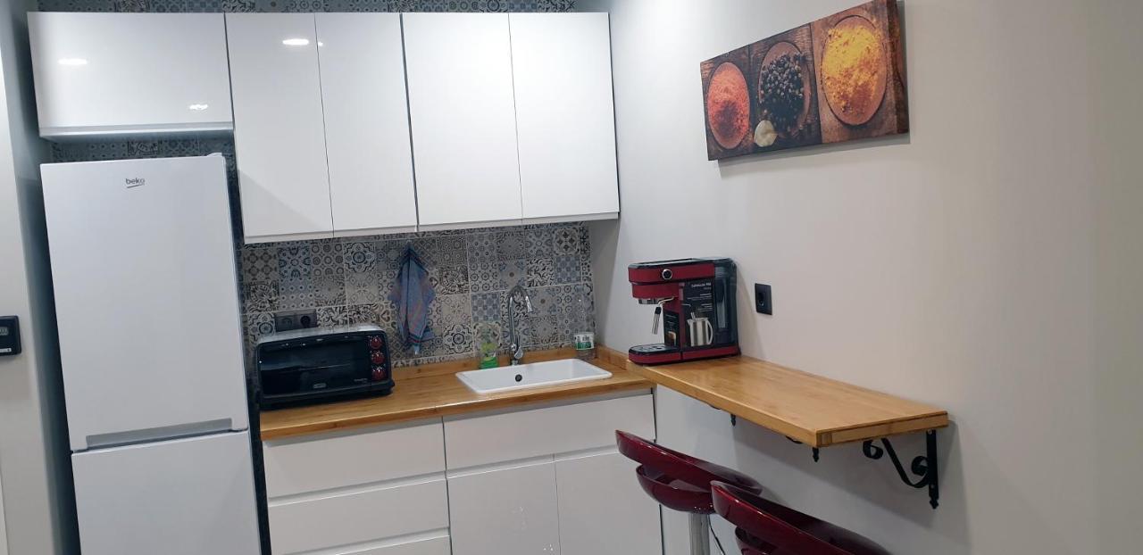 Cv33 Ostatua Hotel Bilbao Kültér fotó