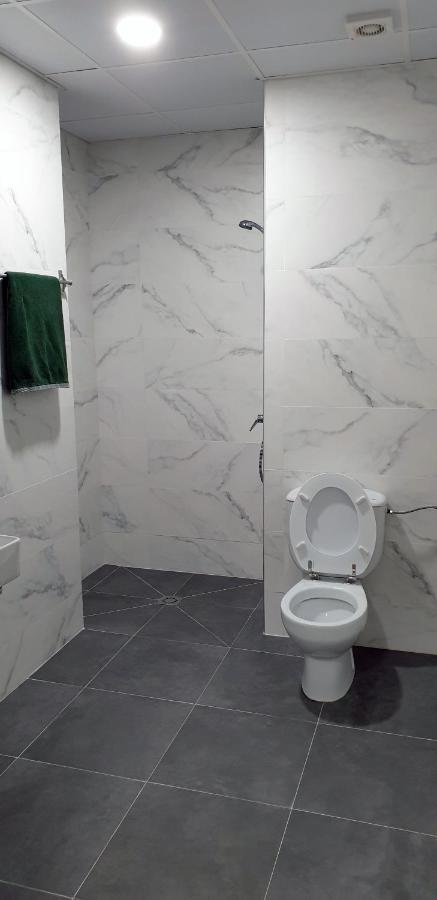 Cv33 Ostatua Hotel Bilbao Kültér fotó