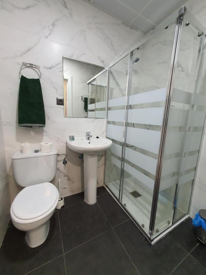 Cv33 Ostatua Hotel Bilbao Kültér fotó