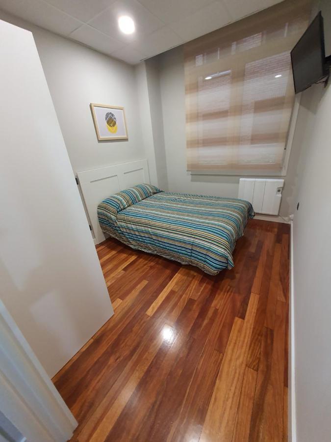 Cv33 Ostatua Hotel Bilbao Kültér fotó